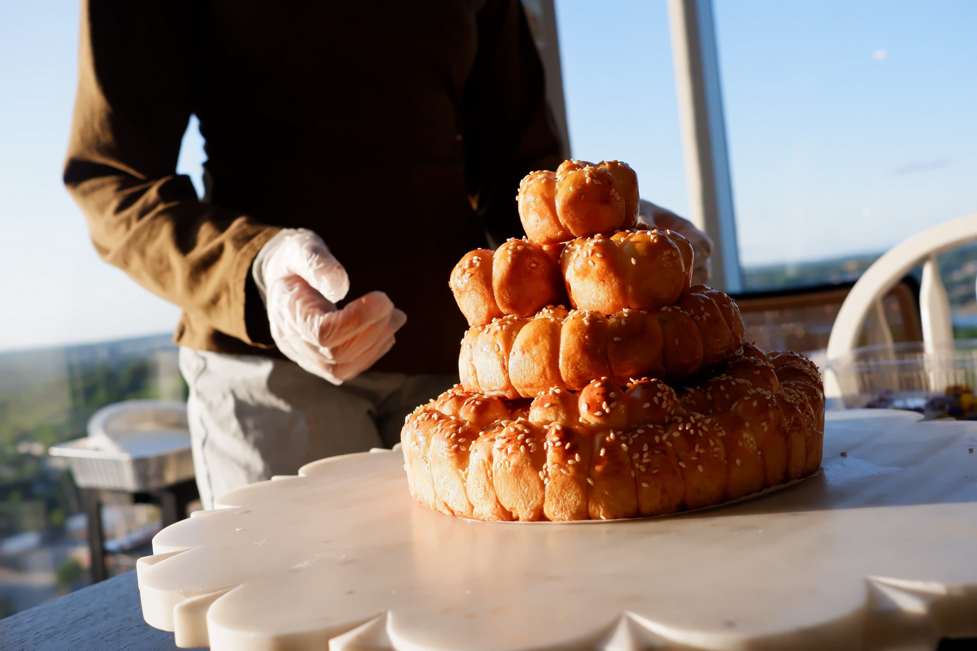 4 Tier Cake Bread
